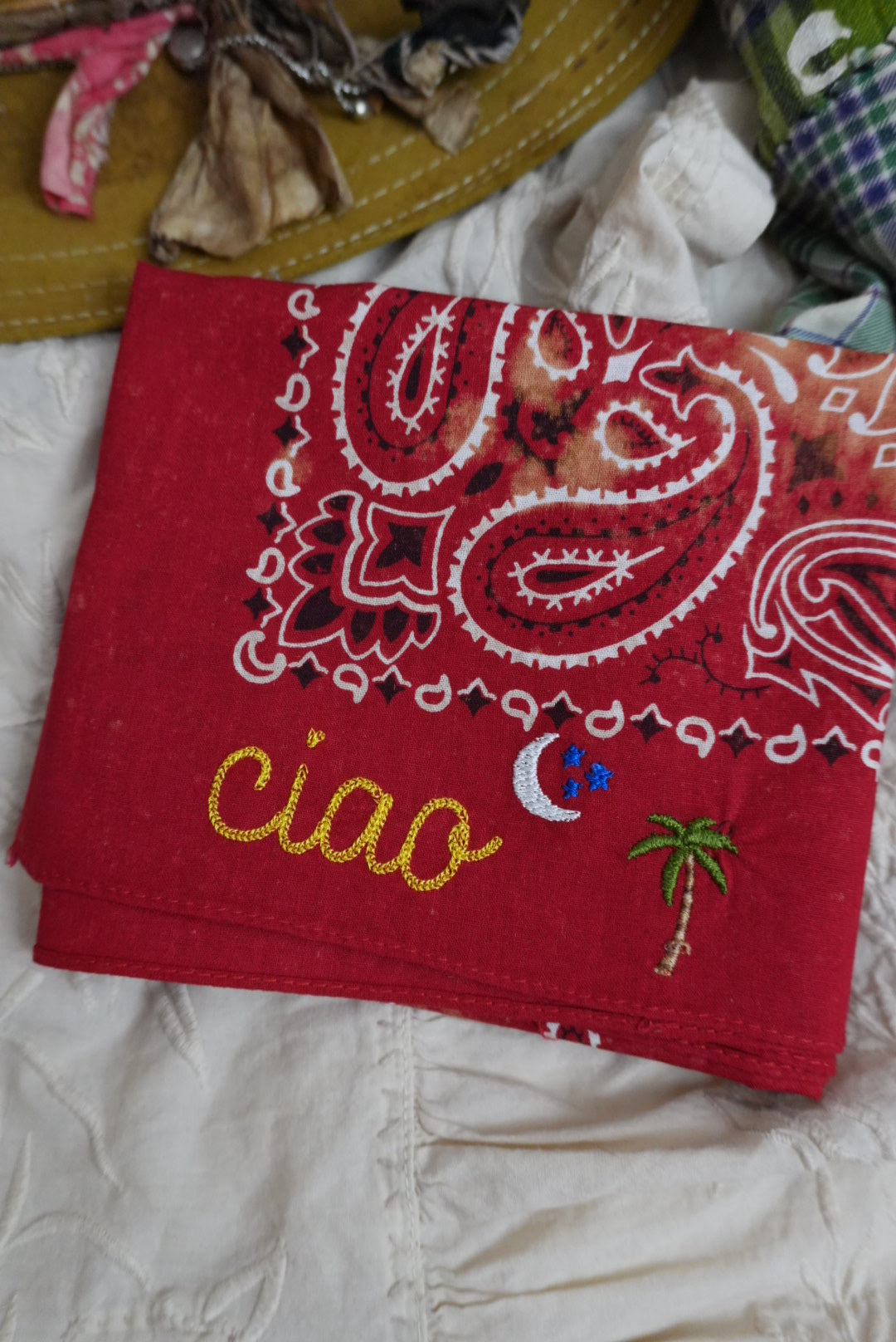 Red + ciao