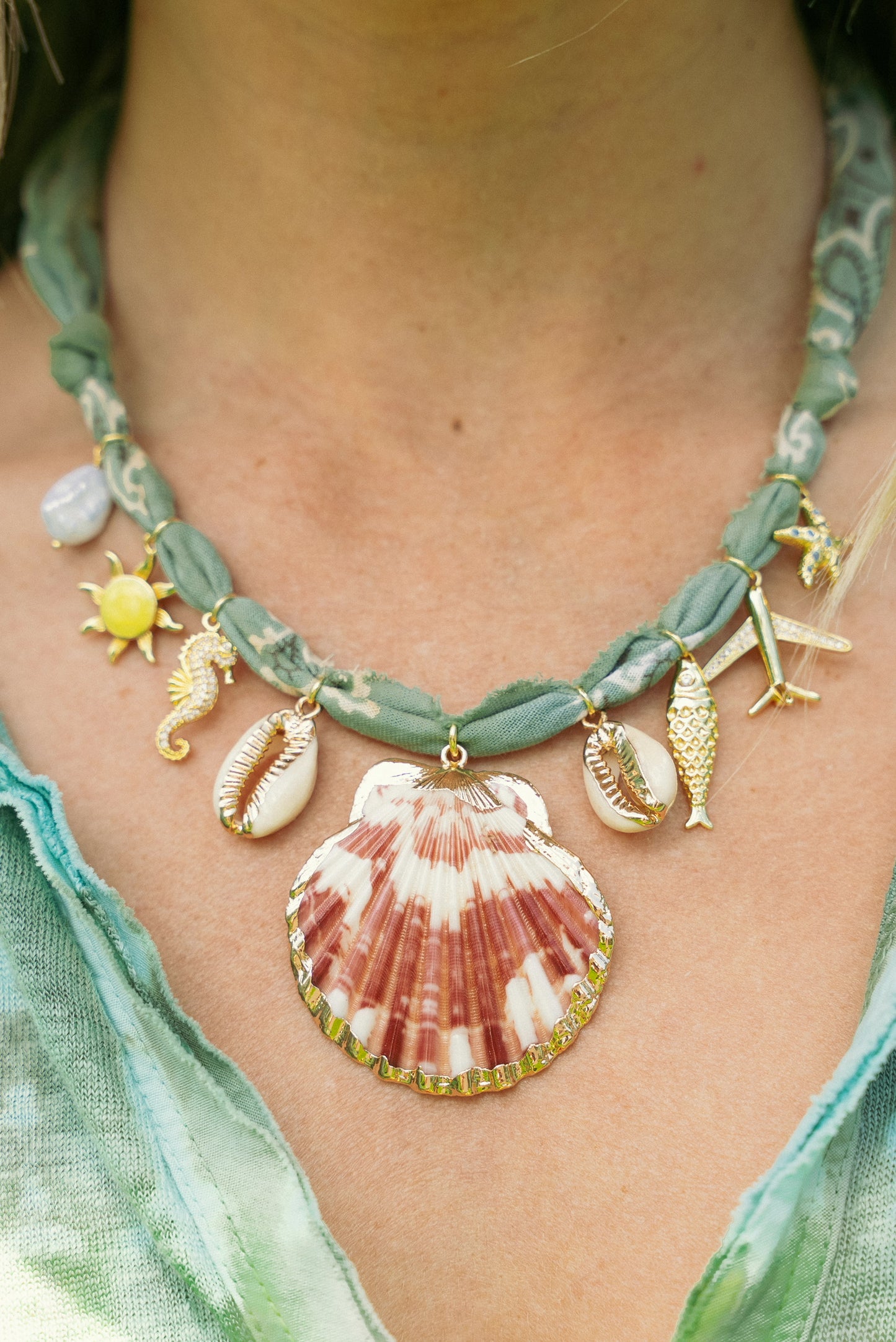 Beachy shell + blue/sage