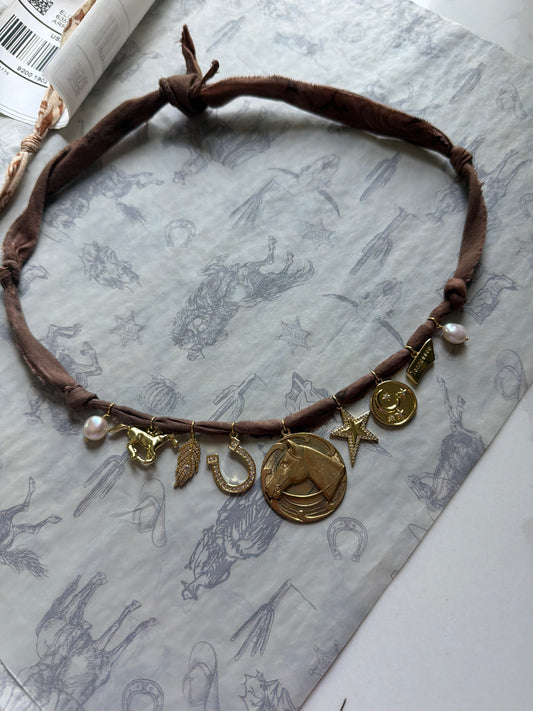 Vintage horse (presale)