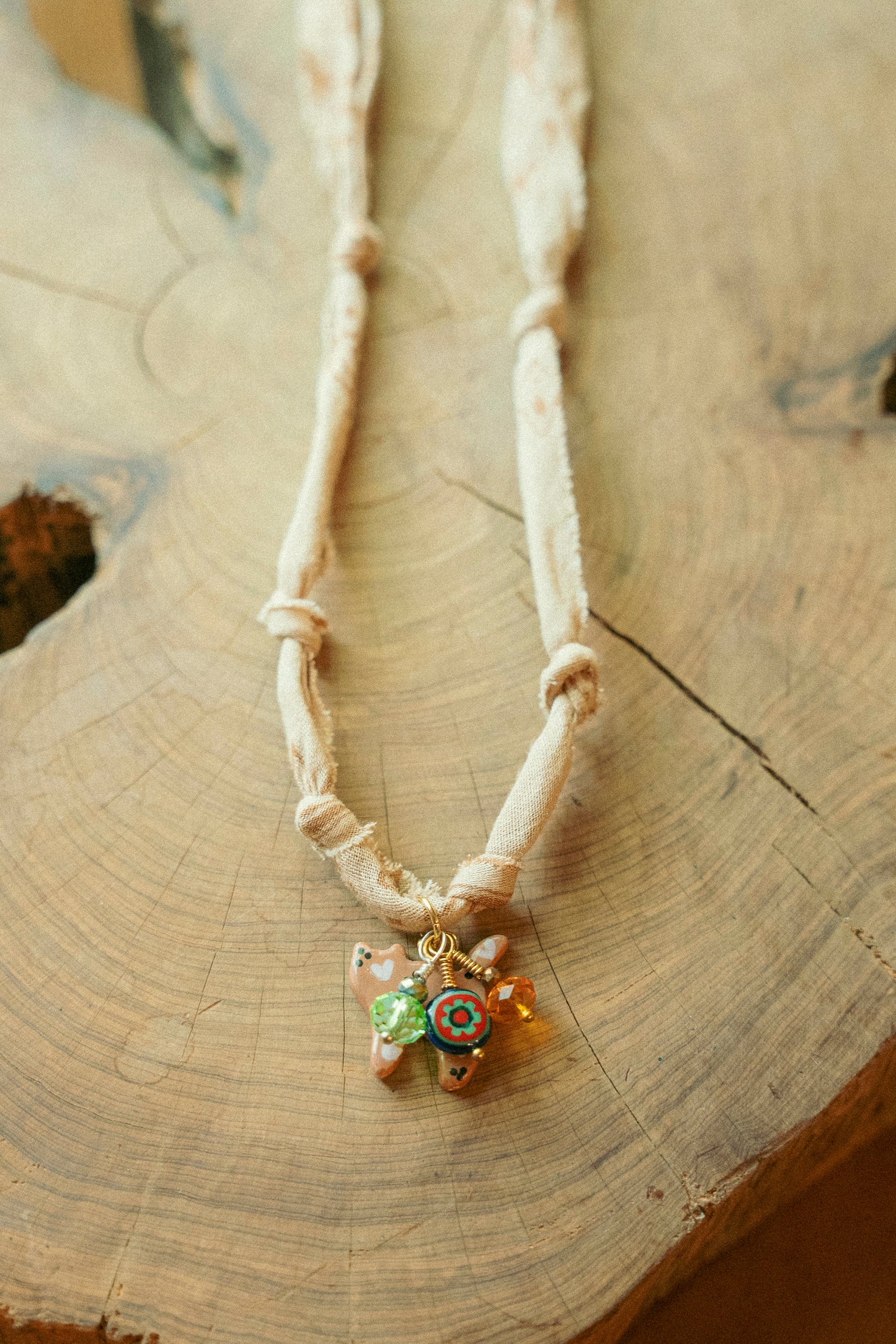 Hand painted cat w/ small beads