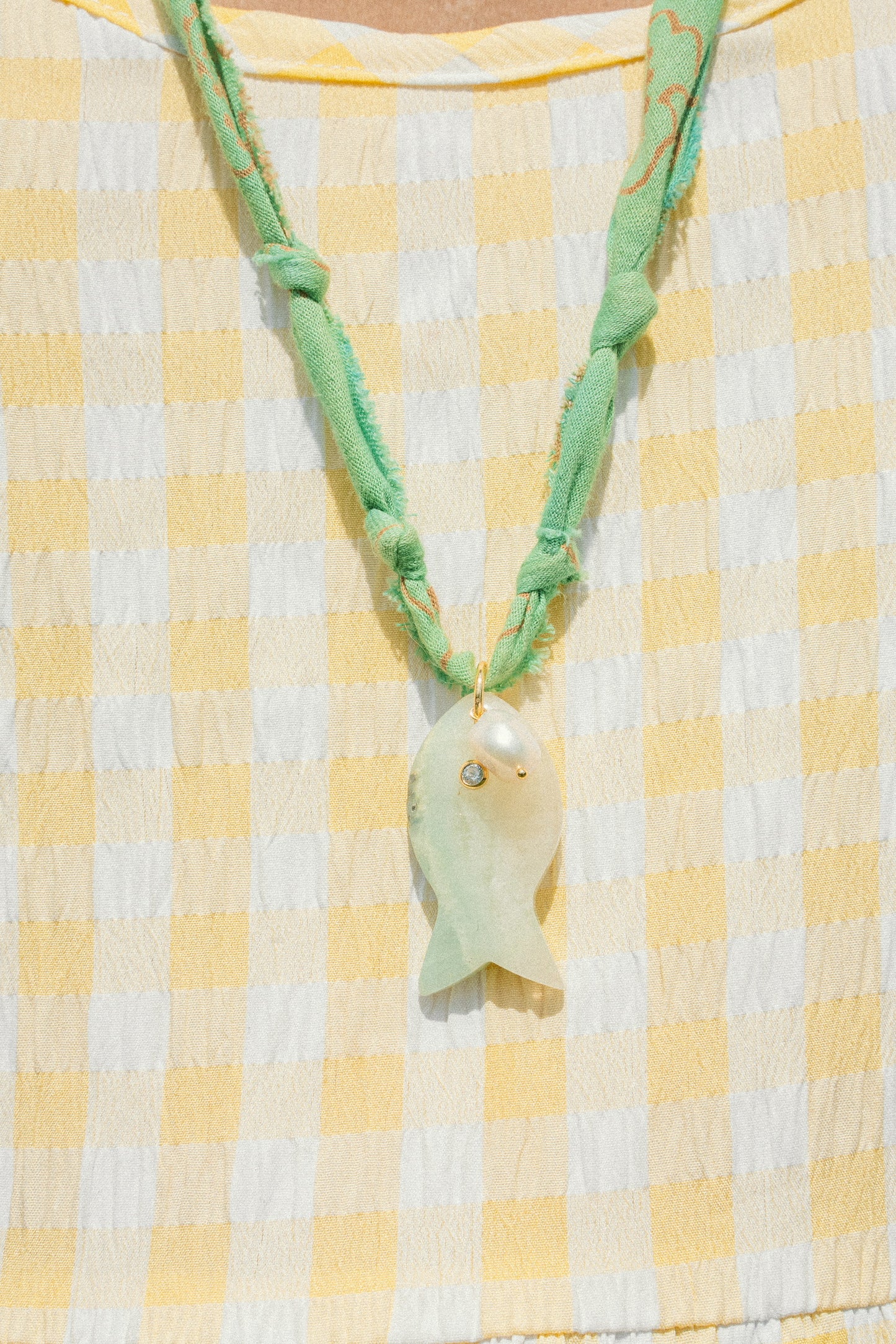 Fish/pearl + extra long bandana