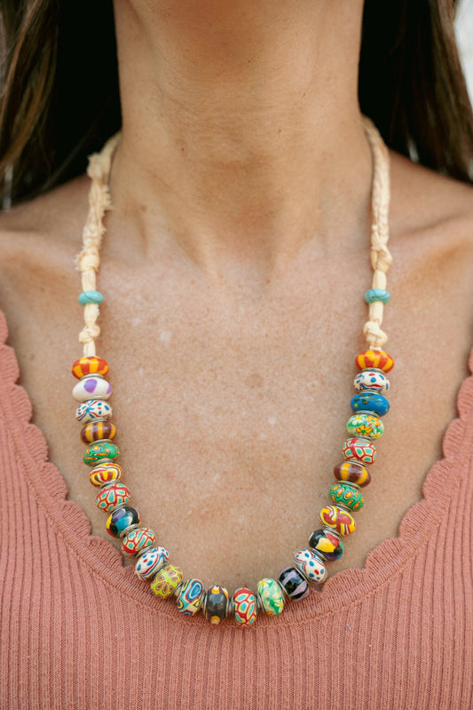 Mixed colorful beaded